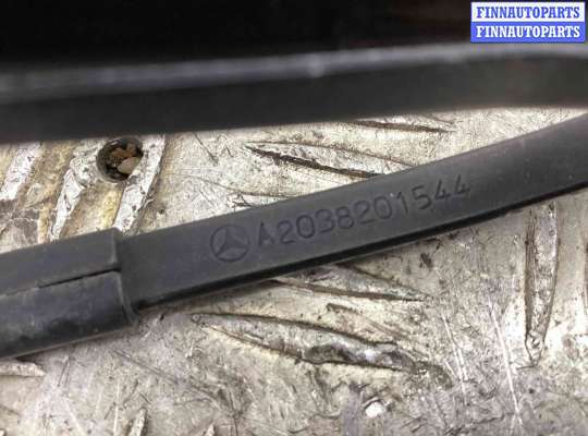 купить Щеткодержатель задний на Mercedes C C (W203) 2000-2004