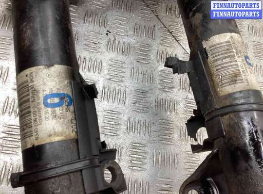 купить Стойка передняя левая на Mercedes C C (W203) 2000-2004