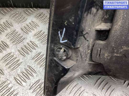 купить Фонарь задний правый на Opel Zafira Zafira B 2005-2008