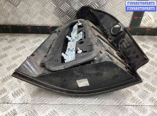 купить Фонарь задний правый на Opel Zafira Zafira B 2005-2008