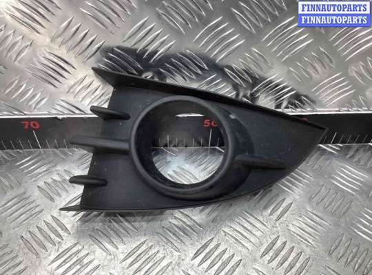 купить Рамка фары противотуманной левой на Renault Scenic Scenic II (JM) 2006-2009 рестайлинг