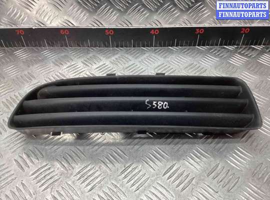 купить Заглушка (решетка) в бампер передний на Skoda Octavia Octavia A4 Tour (1U) 1996-2010