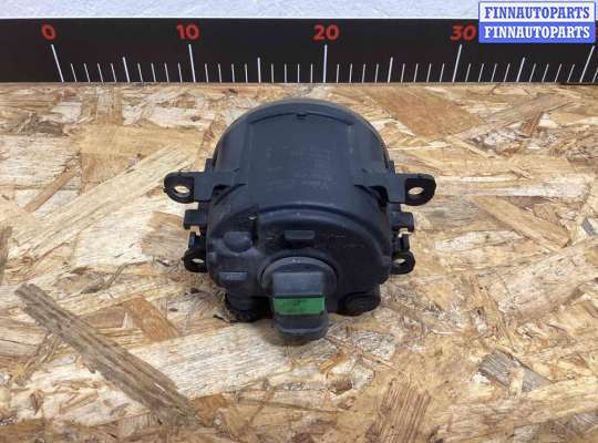 Фара противотуманная (ПТФ) на Renault Scenic II