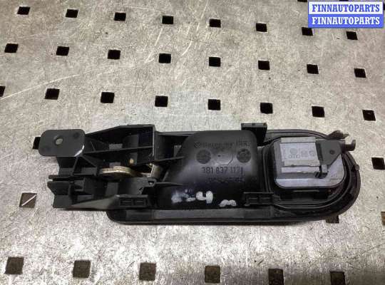 купить Ручка внутренняя передняя левая на Volkswagen Golf Golf IV (1J) 1997-2004