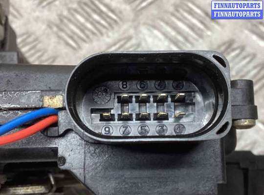 купить Замок двери передней правой на Audi A6 A6 C5 (4B) 2001-2004 рестайлинг