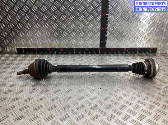 Полуось передняя правая (приводной вал, ШРУС) VG2668194 на Volkswagen Bora Bora (1J) 1998-2005