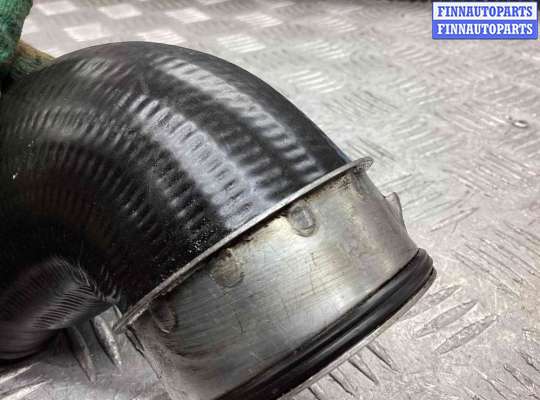 Патрубок (трубка, шланг) на Audi A4 (8E/8H, B6)