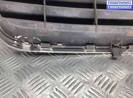 купить Решетка радиатора на Volkswagen Passat Passat B5+ (3B) 2000-2005 рестайлинг