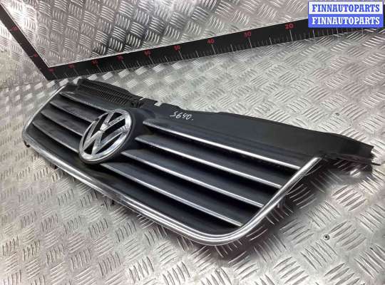 купить Решетка радиатора на Volkswagen Passat Passat B5+ (3B) 2000-2005 рестайлинг