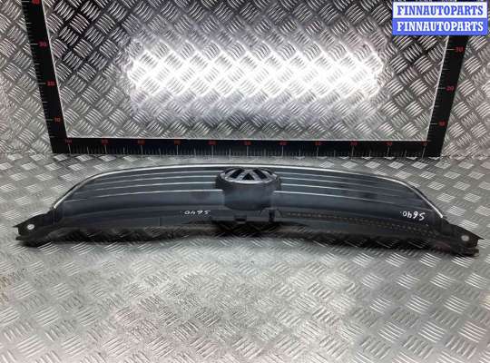 купить Решетка радиатора на Volkswagen Passat Passat B5+ (3B) 2000-2005 рестайлинг