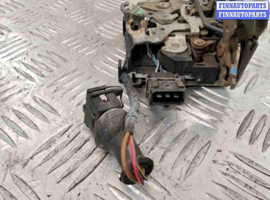 купить Замок двери передней правой на Audi A6 A6 C4 (4A) 1994-1997