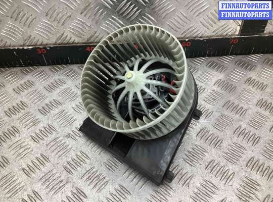 Мотор отопителя на Volkswagen Golf IV (1J)