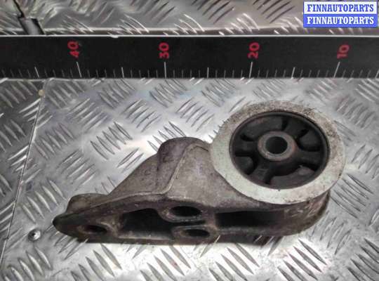 купить Кронштейн крепления балки подвески на Volkswagen Passat Passat B5+ (3B) 2000-2005 рестайлинг