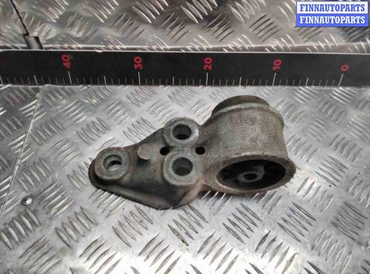 купить Кронштейн крепления балки подвески на Volkswagen Passat Passat B5+ (3B) 2000-2005 рестайлинг