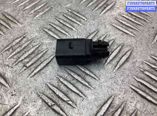 купить Датчик температуры на Audi A4 A4 B7 (8EC, 8ED) 2004-2008