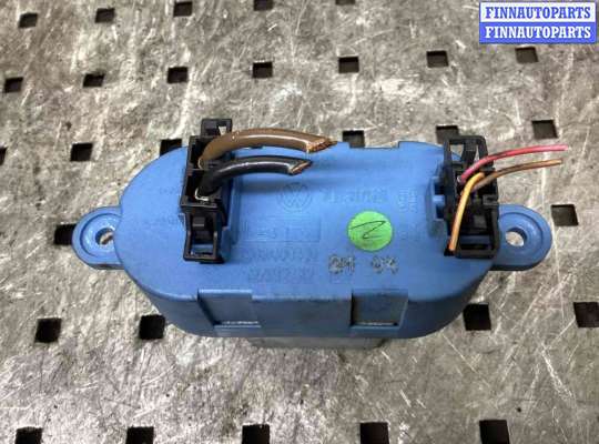 Резистор (сопротивление) отопителя на Volkswagen Touareg I (7L)