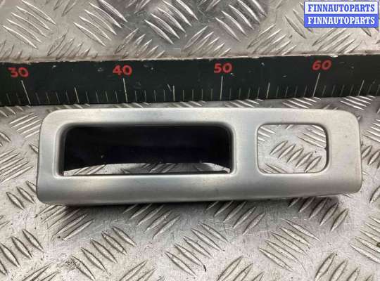 купить Ручка внутренняя задняя левая на Volvo V50 V50 (MW) 2003-2007