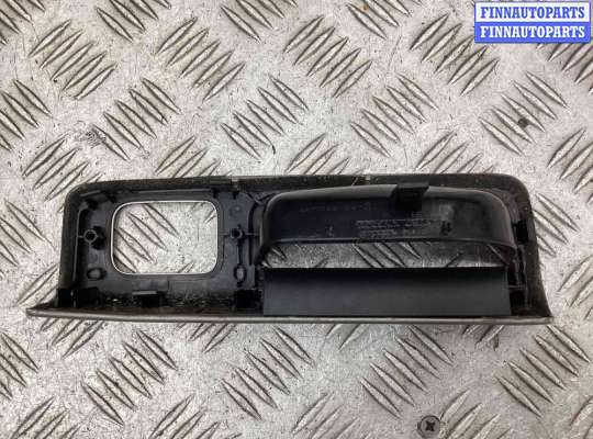 купить Ручка внутренняя задняя левая на Volvo V50 V50 (MW) 2003-2007