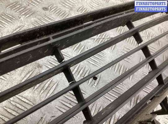 купить Заглушка (решетка) в бампер передний на Opel Vectra Vectra C 2002-2005