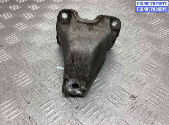 купить Кронштейн КПП на Audi A4 A4 B5 (8D) 1994-1999