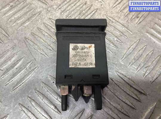 купить Кнопка подогрева заднего стекла на Volkswagen Passat Passat B5 (3B) 1996-2000