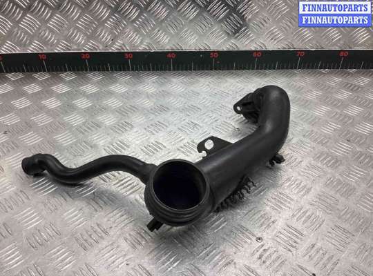 купить Патрубок турбины на Volkswagen Passat Passat B4 (3A) 1993-1997