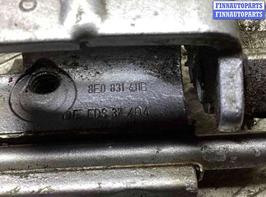 купить Петля двери передней левой на Audi A4 A4 B7 (8EC, 8ED) 2004-2008