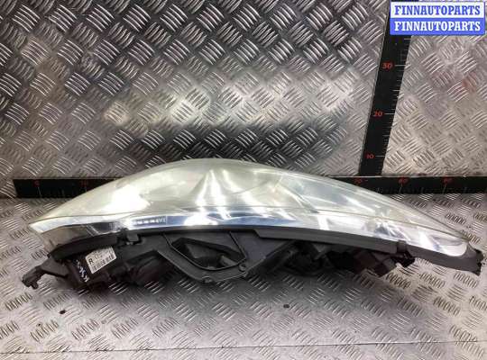Фара передняя на Peugeot 407