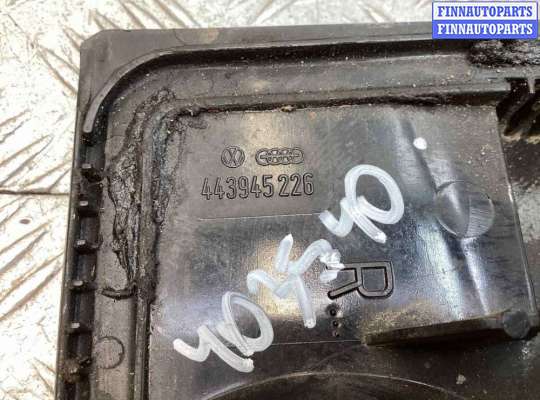 купить Фонарь крышки багажника правый на Audi 100 100 C3 1982-1991