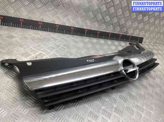 Решетка радиатора на Opel Astra H / Classic