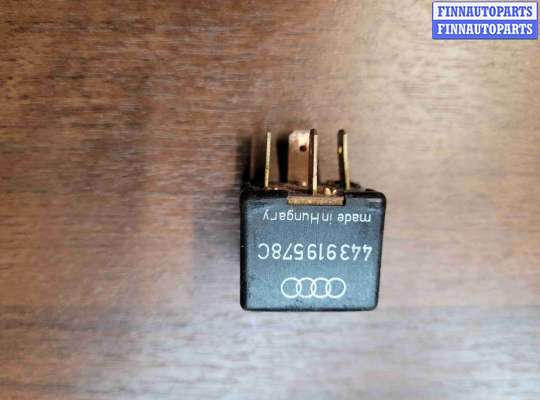 Реле (прочие) AU1554951 на Audi 100 100 C3 1982-1991