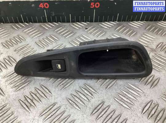 Кнопка стеклоподъемника заднего левого PG1133487 на Peugeot 308 308 (T7) 2007-2015