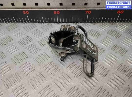 Петля двери передней правой AU1778674 на Audi A6 A6 C5 (4B) 1997-2001
