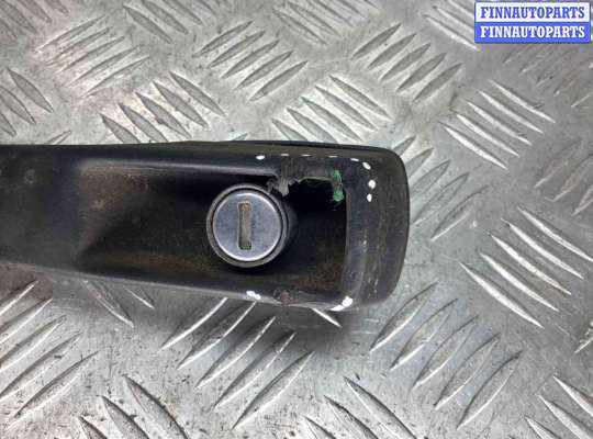 Ручка двери наружная на Mercedes-Benz 100 (631)