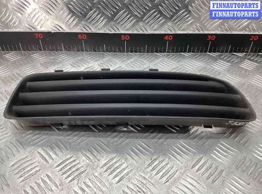 купить Заглушка (решетка) в бампер передний на Skoda Octavia Octavia A4 Tour (1U) 1996-2010