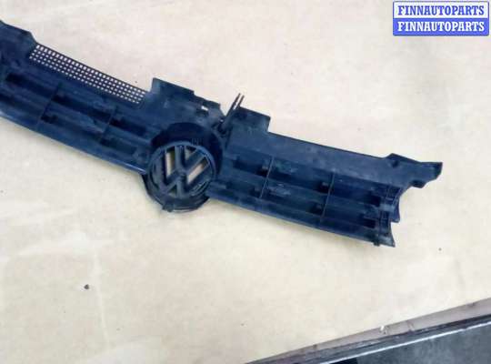 купить Решетка радиатора на Volkswagen Golf Golf IV (1J) 1997-2004