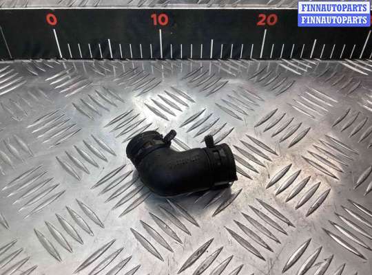 Патрубок (трубка, шланг) на Ford Mondeo III