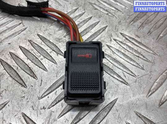 купить Кнопка центрального замка на Audi A4 A4 B5 (8D) 1999-2001 рестайлинг