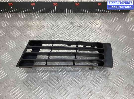 купить Заглушка (решетка) в бампер передний на Audi A4 A4 B5 (8D) 1999-2001 рестайлинг