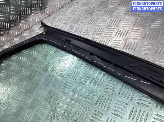 Стекло боковое двери на Ford Transit Mk6 / Mk7