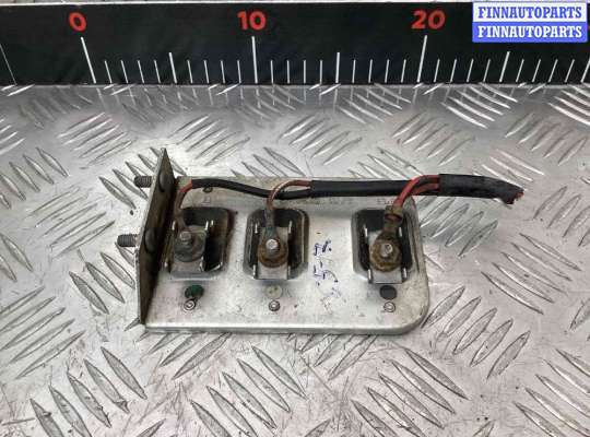 Блок управления вентилятором радиатора AU1698401 на Audi A6 A6 C5 (4B) 2001-2004 рестайлинг