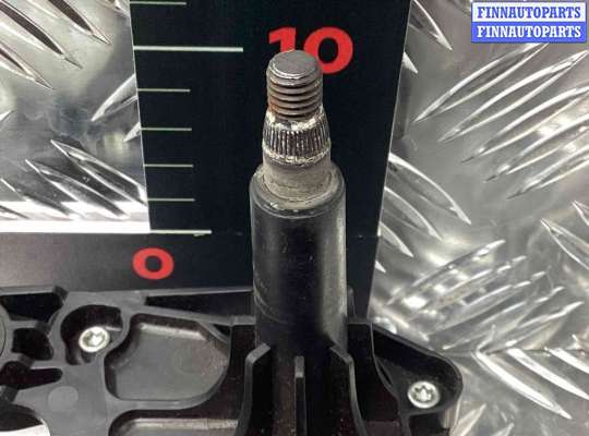 купить Моторчик заднего стеклоочистителя (дворника) на Chrysler Voyager Voyager IV (RG) 2001-2008