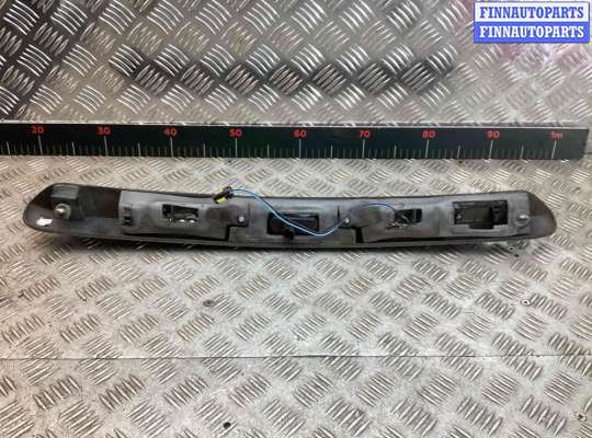 купить Накладка подсветки номера на Renault Megane Megane II 2002-2006