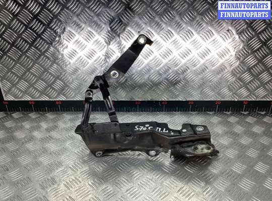 Петля капота левая RN1539094 на Renault Scenic Scenic II (JM) 2003-2006