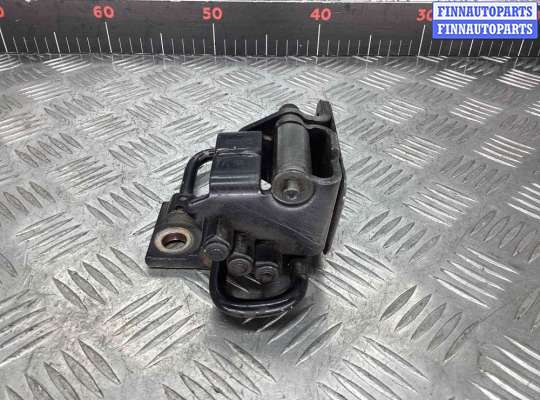 купить Петля двери передней левой на Audi A3 A3 II (8P) 2003-2005