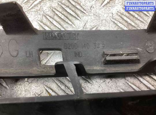 купить Решетка радиатора на Renault Scenic Scenic II (JM) 2003-2006