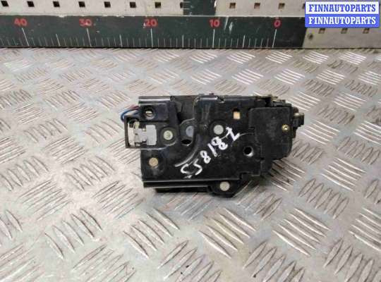 Замок боковой двери на Volkswagen Passat B5 (3B)