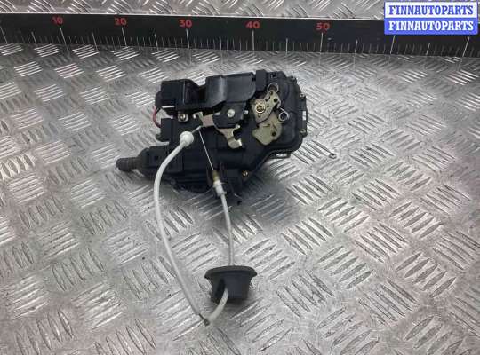 Замок боковой двери на Audi A4 (8E/8H, B6)