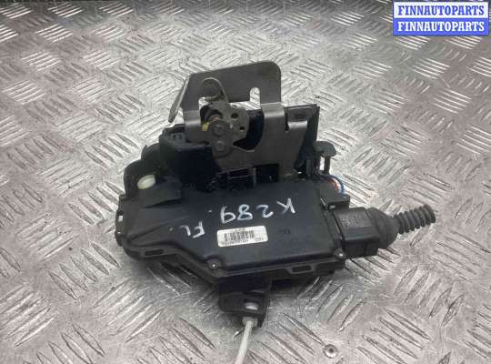 Замок боковой двери на Audi A4 (8E/8H, B6)