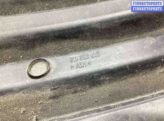 купить Заглушка (решетка) в бампер передний на Volkswagen Golf Golf V (1K) 2004-2009